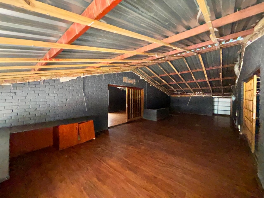 To Let commercial Property for Rent in Klerksdorp Industrial North West